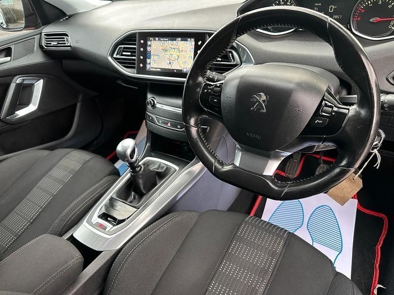 Usado Peugeot 308 Allure 2015 Azul Carrinha