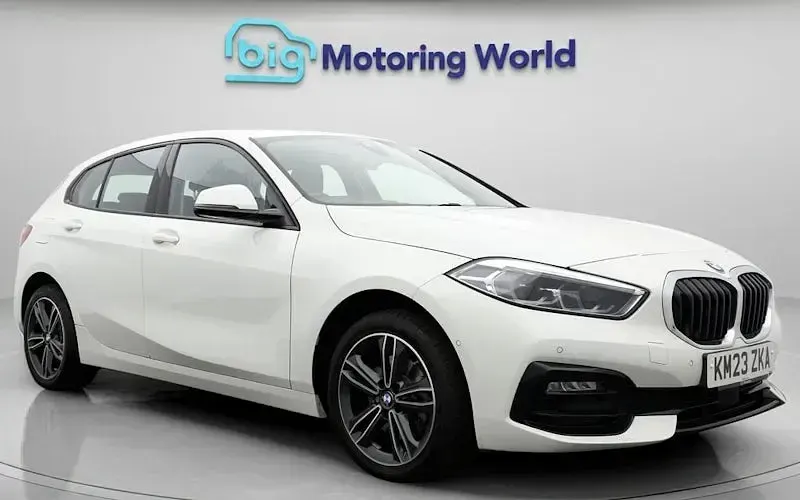 Used BMW 118 Sport Line 136 HP (100 kW) 2023 Hatchback