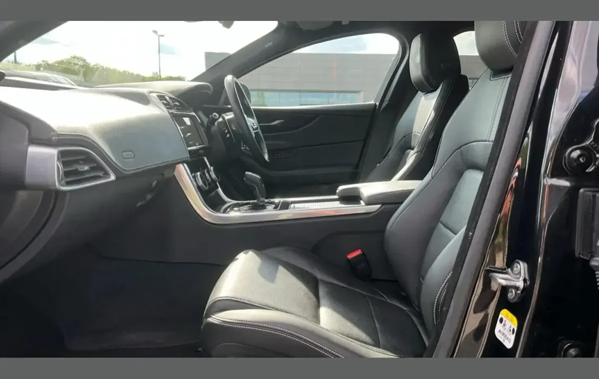 Used Jaguar XE R-Dynamic 204 HP (150 kW) 2023 Metallic  santorini black Sedan