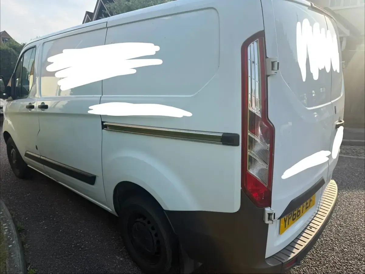 Used Ford Transit Custom 105 HP (77 kW) 2016 White Van