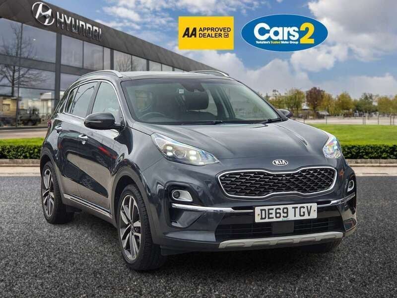 Red Used 2019 Kia Sportage 4 SUV | £12,990 (Good price) - Image 1/3
