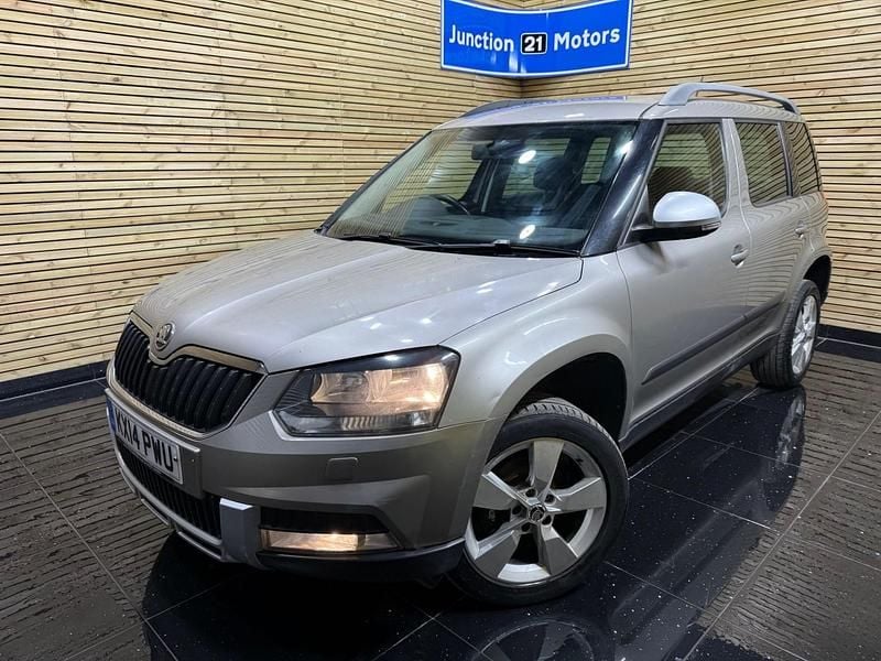 Used Skoda Yeti SE 110 HP (80 kW) 2014 Beige SUV
