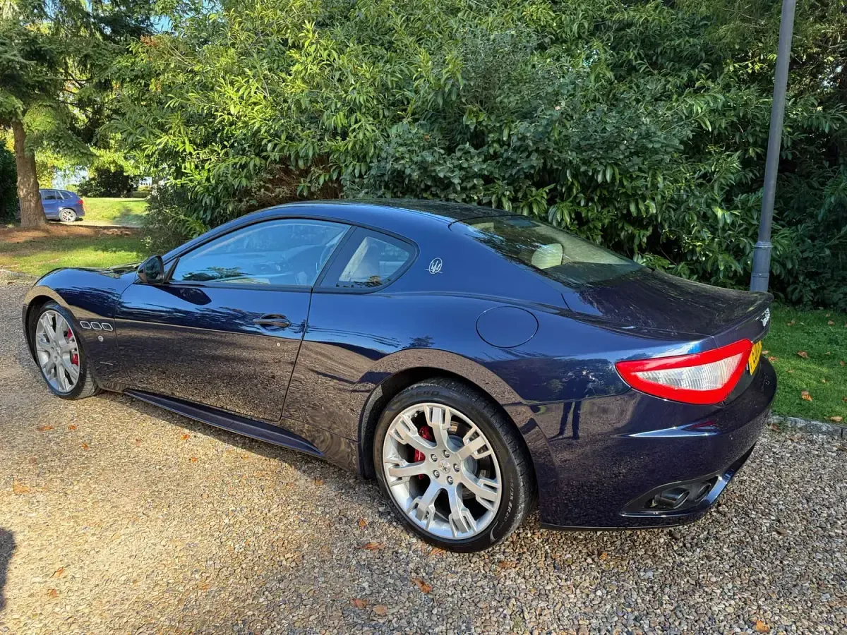 Used Maserati Granturismo 2011 Blue Coupe