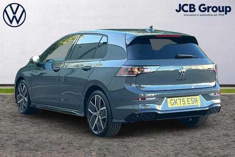 Used VW Golf VIII 148 HP (108 kW) 2025