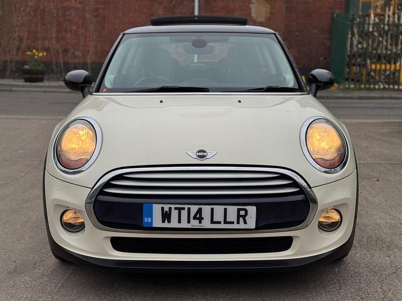 Usado Mini Cooper Hatch 136 CV (100 kW) 2014 Blanco Utilitario