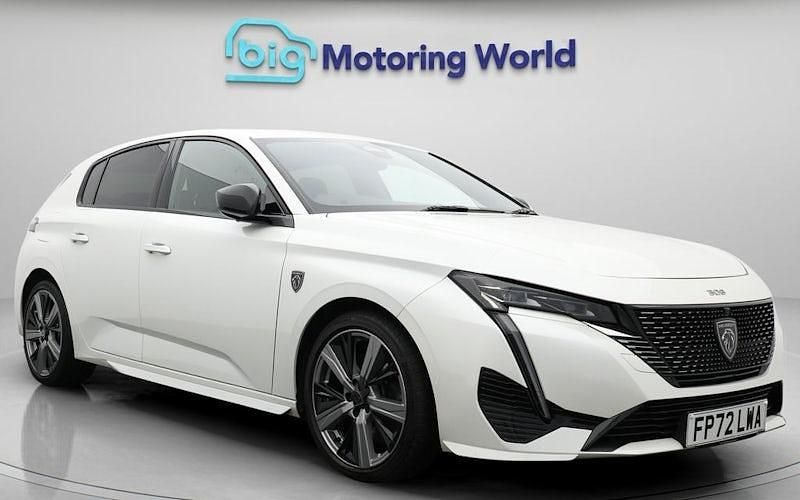 Used Peugeot 308 Premium 224 HP (164 kW) 2022 White Hatchback