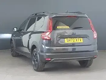 Second-hand Dacia Jogger Extreme 109 CP (80 kW) 2023 Gri Monovolum