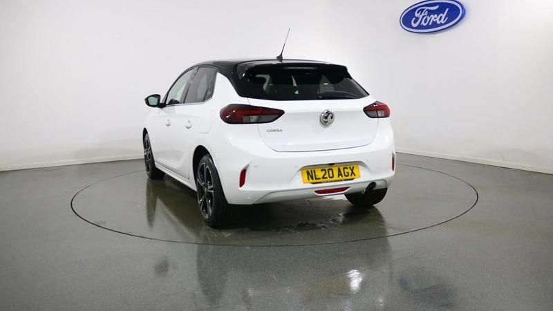 Used Vauxhall Corsa Elite 100 HP (73 kW) 2020 White Hatchback