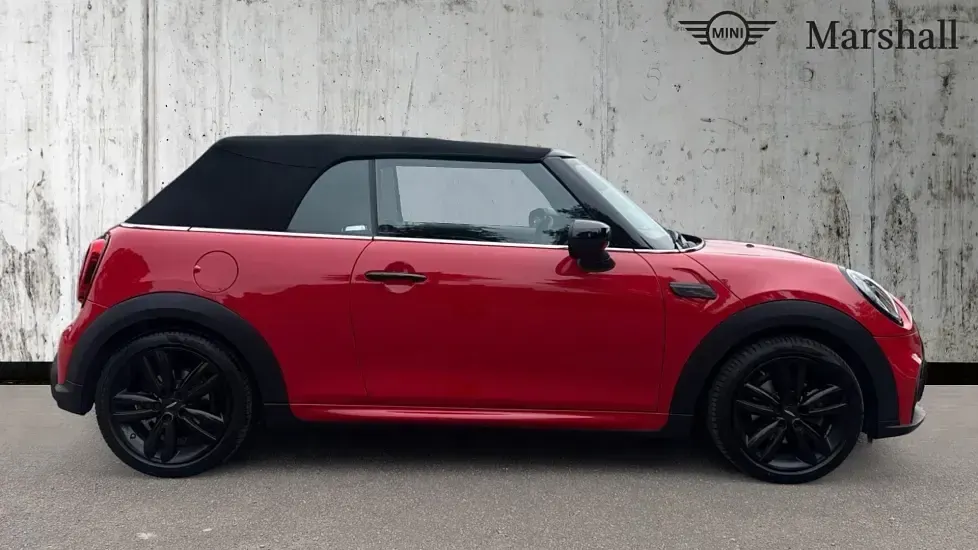 Usado Mini Cooper Sport 136 CV (100 kW) 2023 Rojo Utilitario
