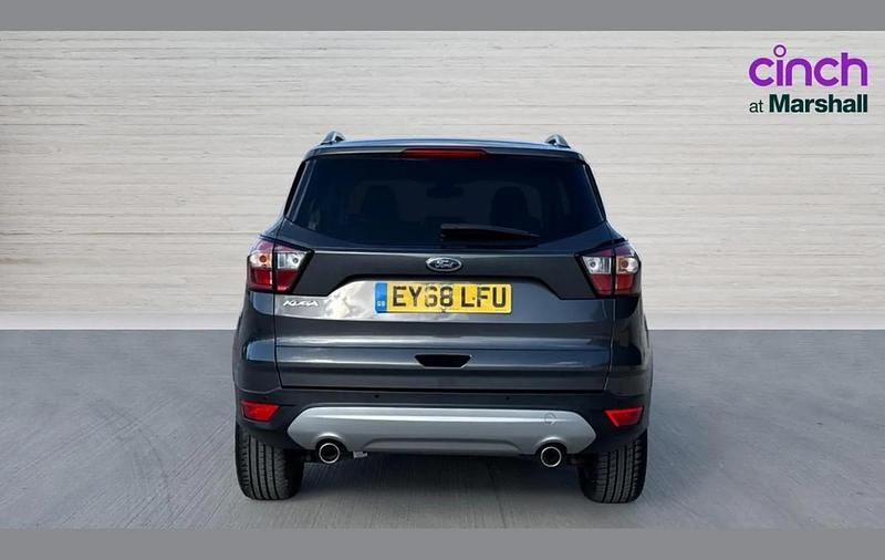 Used Ford Kuga Titanium 150 HP (110 kW) 2018 Grey SUV