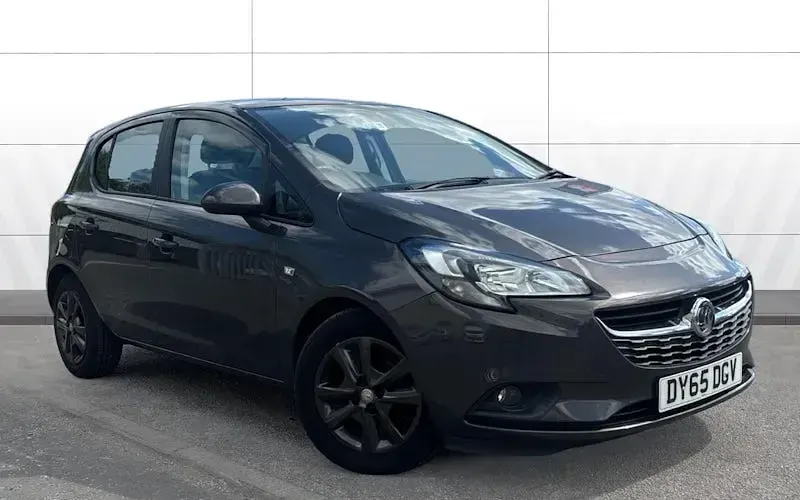 Used Vauxhall Corsa Design Edition 90 HP (66 kW) 2017 Hatchback