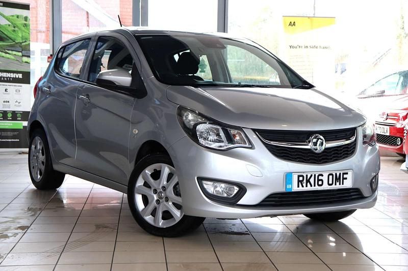 Used Vauxhall Viva 75 HP (55 kW) 2016 Silver Hatchback