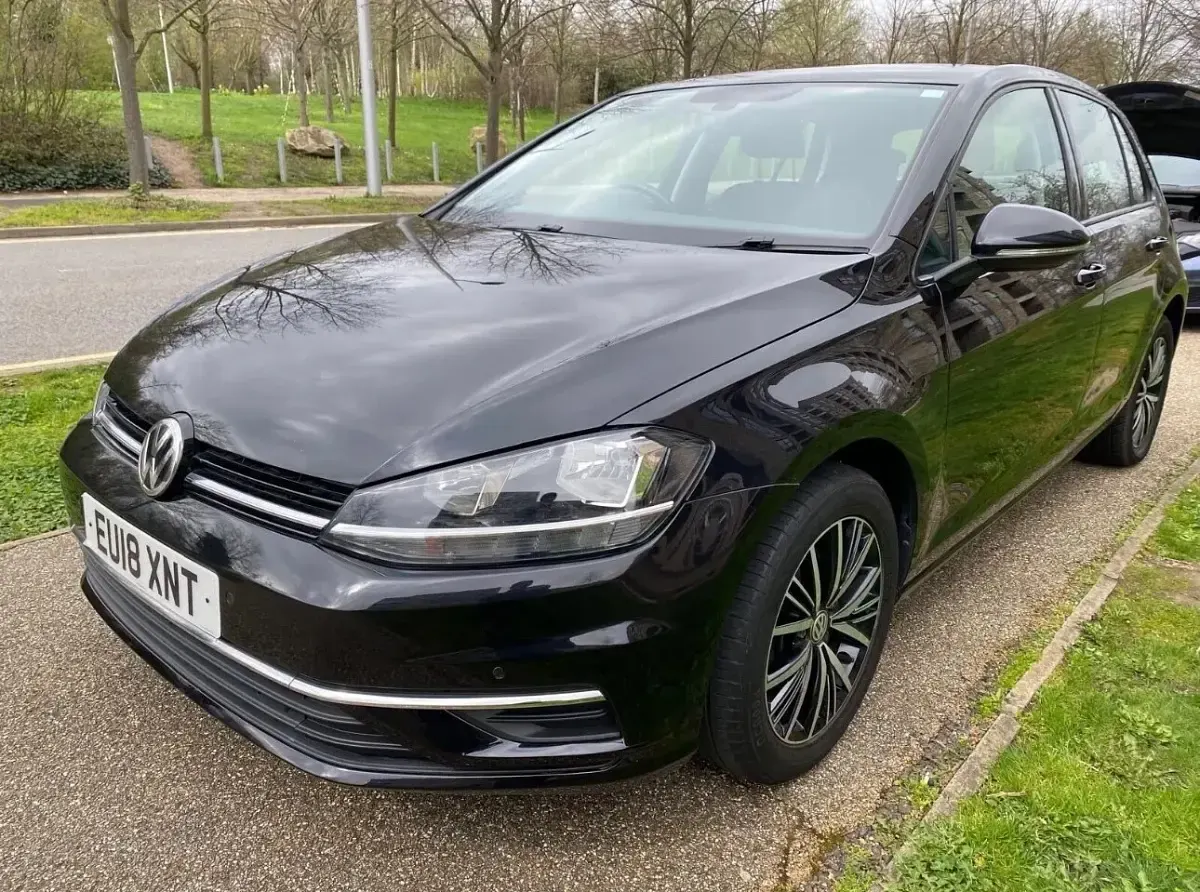 Used VW Golf VII SE 115 HP (84 kW) 2018 Black Hatchback