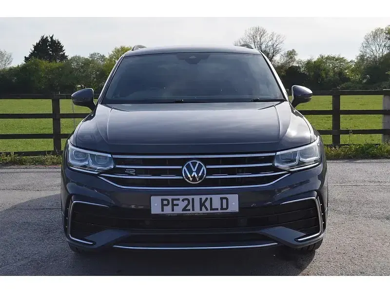 Usado VW Tiguan R-line 150 HP (110 kW) 2021 Cinzento SUV
