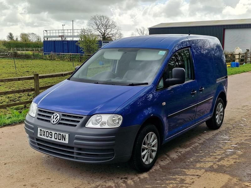 Usado VW Caddy 69 HP (50 kW) 2009 Azul Monovolume