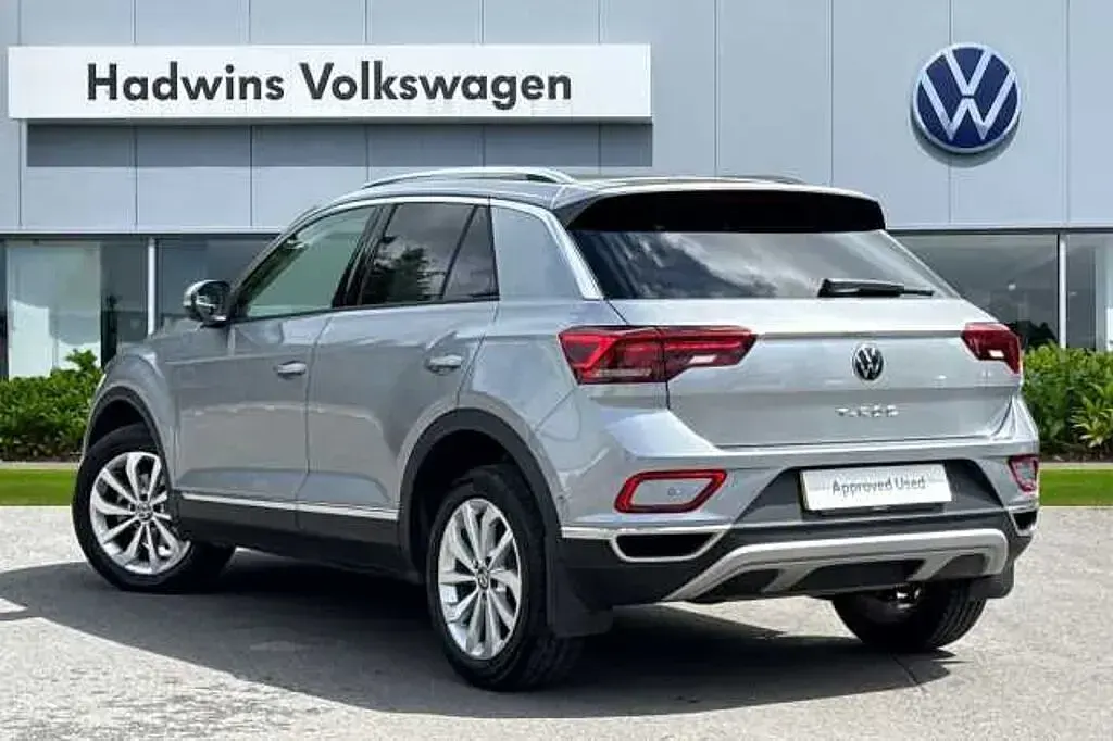 Used VW T-Roc Style 150 HP (110 kW) 2024 Silver SUV