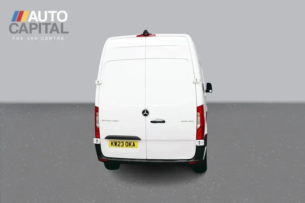 Used Mercedes Sprinter Premium 150 HP (110 kW) 2023 White Van