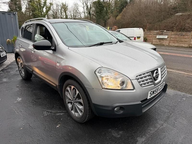 Used Nissan Qashqai N-TEC 105 HP (77 kW) 2009 Silver SUV