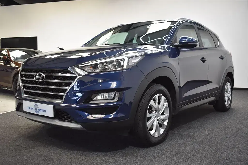 Used Hyundai Tucson SE 115 HP (84 kW) 2019 Blue SUV