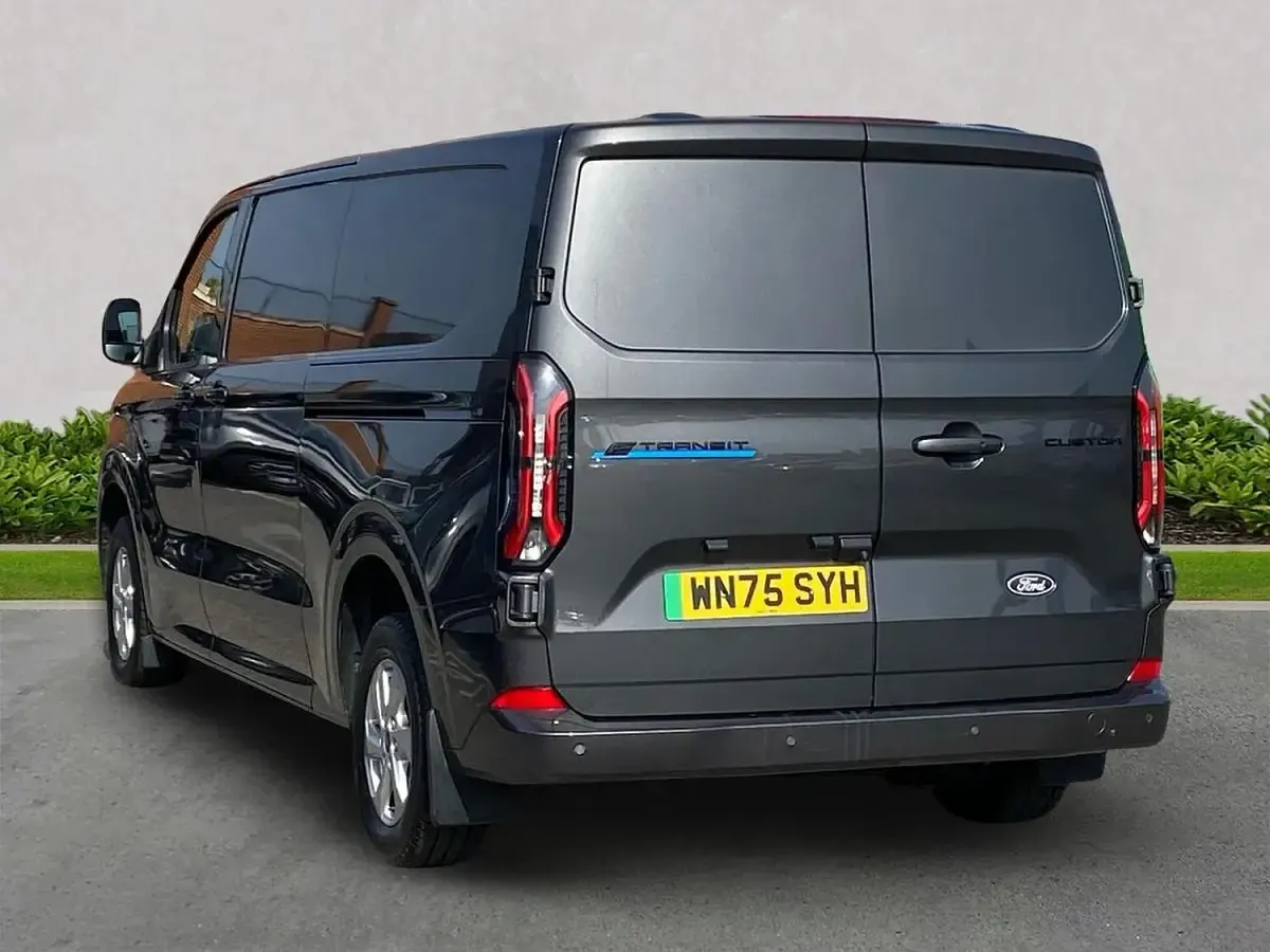 Used Ford E-Transit Limited 100 kW (136 HP) 2025 Grey Van