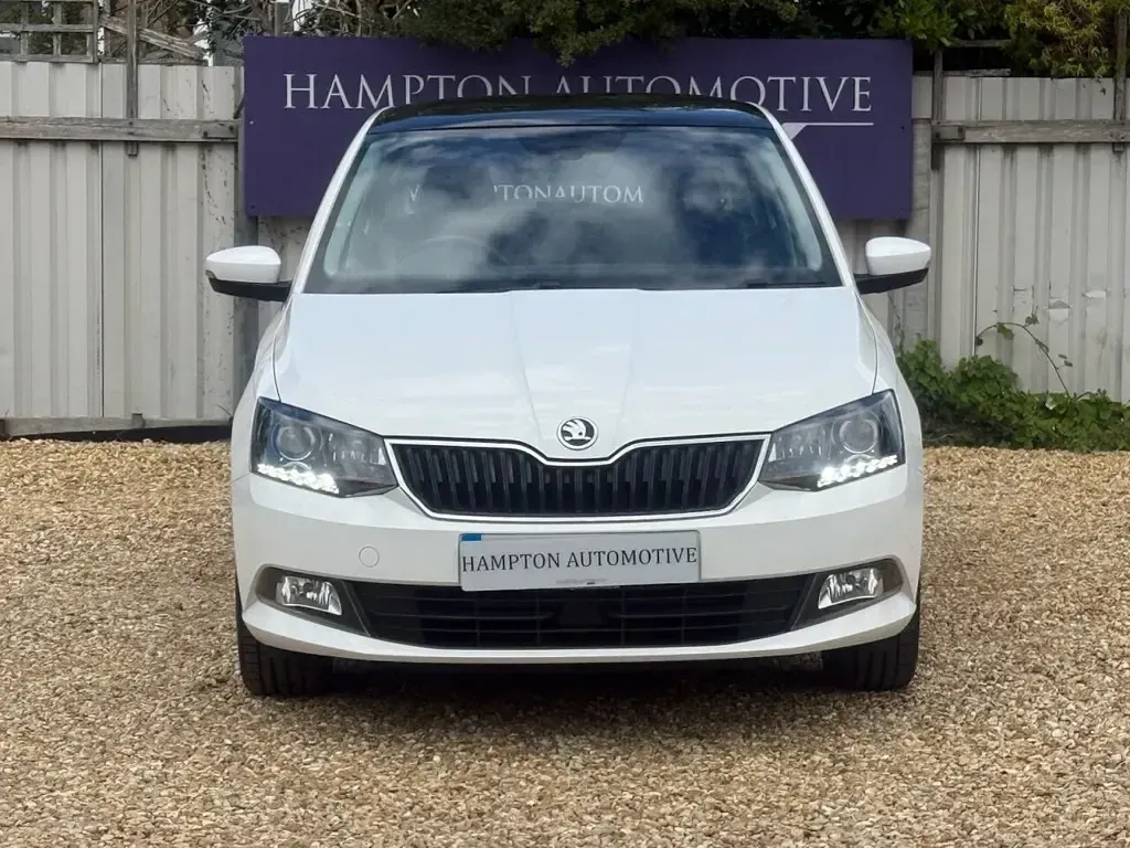 Used Skoda Fabia SE L 110 HP (80 kW) 2016 White Hatchback