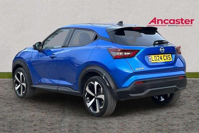Used Nissan Juke Tekna 112 HP (82 kW) 2024 Blue SUV