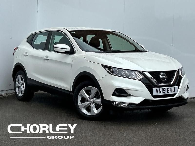 White Used 2019 Nissan Qashqai Acenta Premium SUV | £11,995 (Super price) - Image 1/4