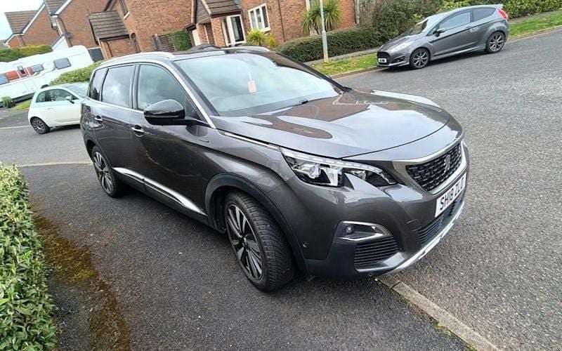 Used Peugeot 5008 Premium 131 HP (96 kW) 2020 SUV