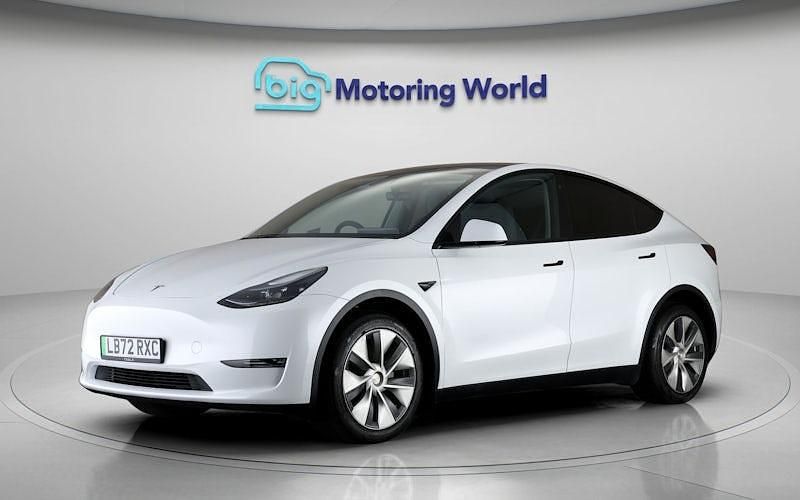 Used Tesla Model Y Long Range AWD 286 kW (389 HP) 2025 SUV