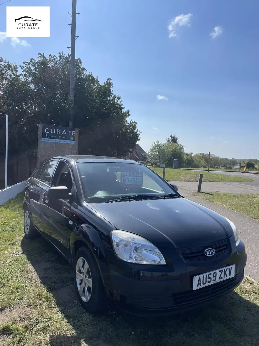 Used Kia Rio 95 HP (69 kW) 2009 Black Hatchback