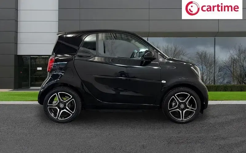 Used Smart ForTwo Electric Drive Premium 60 kW (82 HP) 2020 Coupe