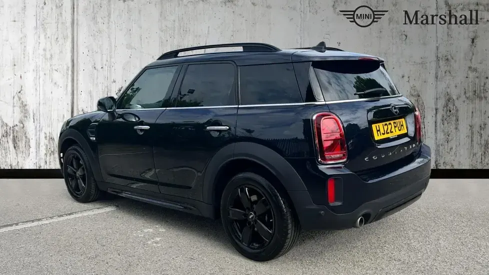 Usado Mini Cooper Countryman Classic 134 CV (98 kW) 2022 Negro SUV
