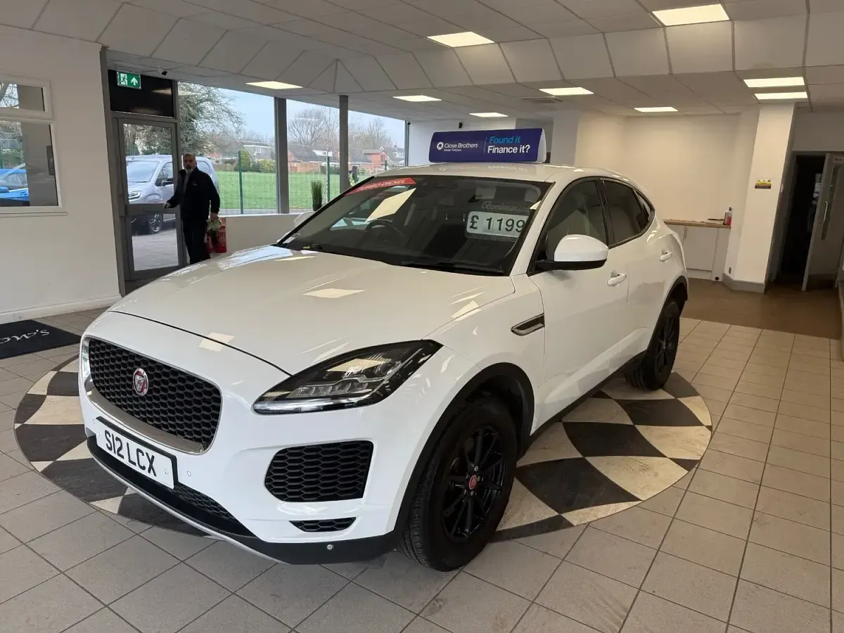 Used Jaguar E-Pace 150 HP (110 kW) 2018 White SUV