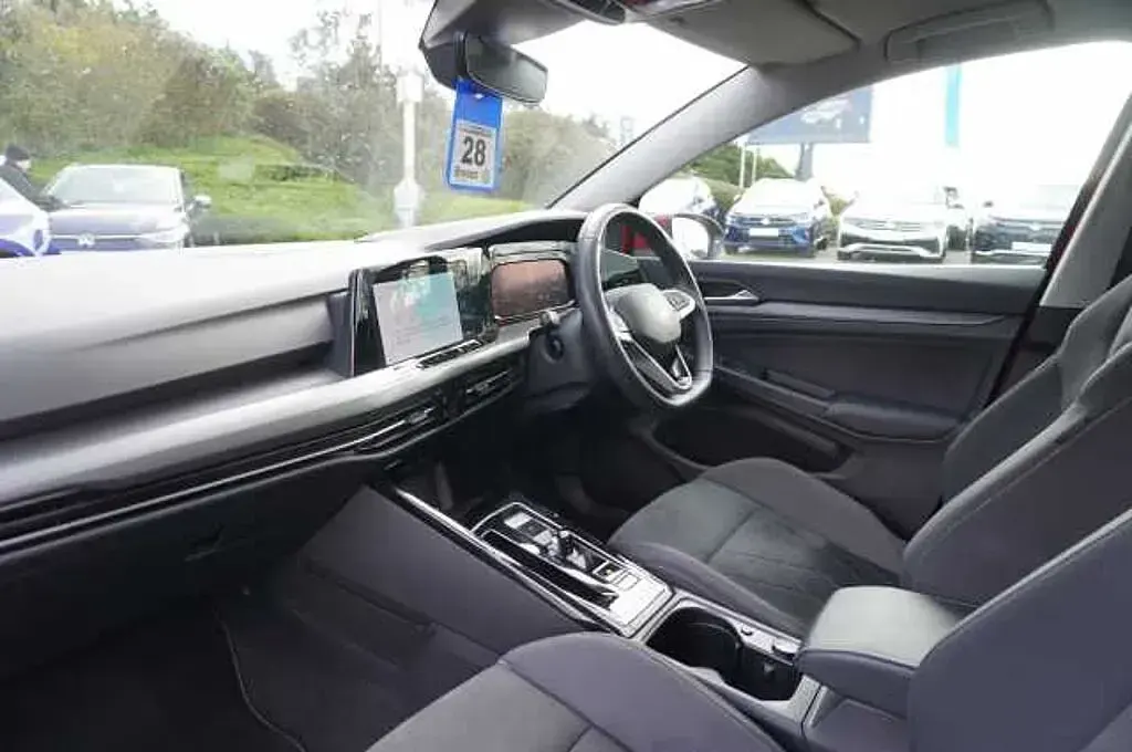 Used VW Golf VIII 150 HP (110 kW) 2023