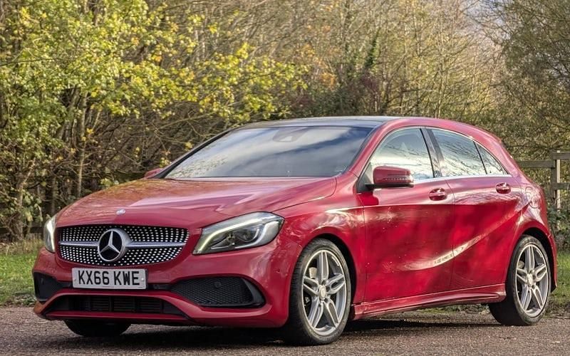 Used Mercedes A180 AMG Line Premium Plus 109 HP (80 kW) 2018 Hatchback