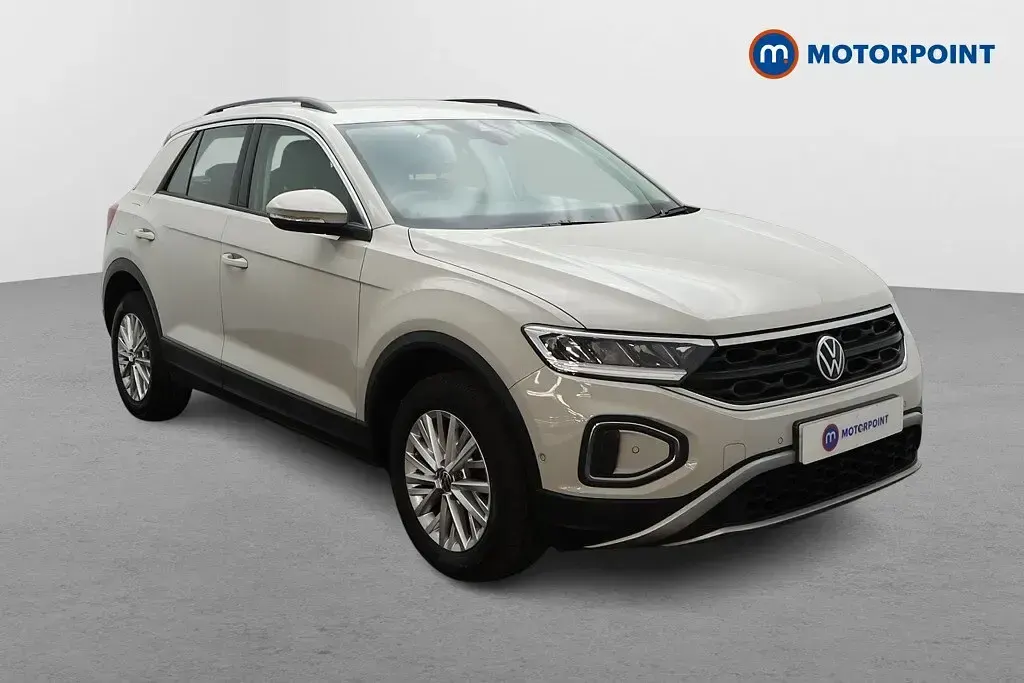 Used VW T-Roc Life 110 HP (80 kW) 2023 SUV