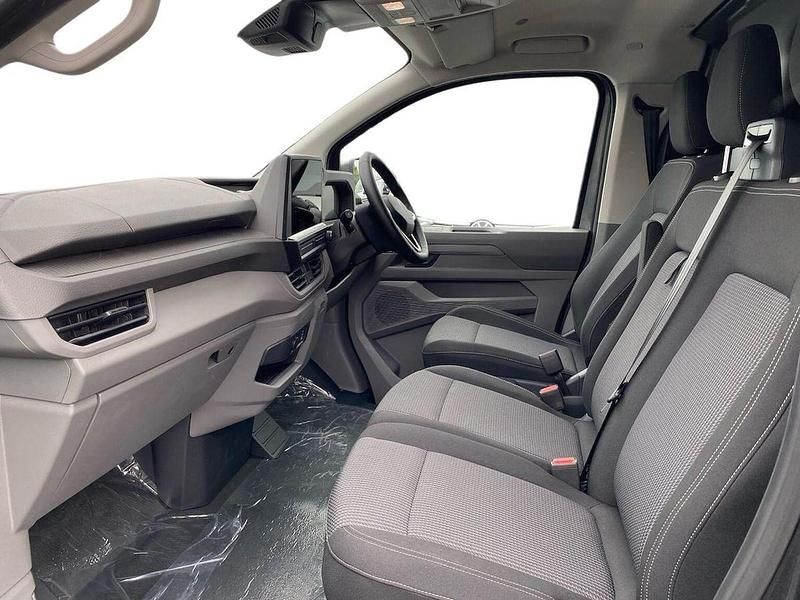 Used VW Transporter Pro 100 kW (136 HP) 2025 Grey Van