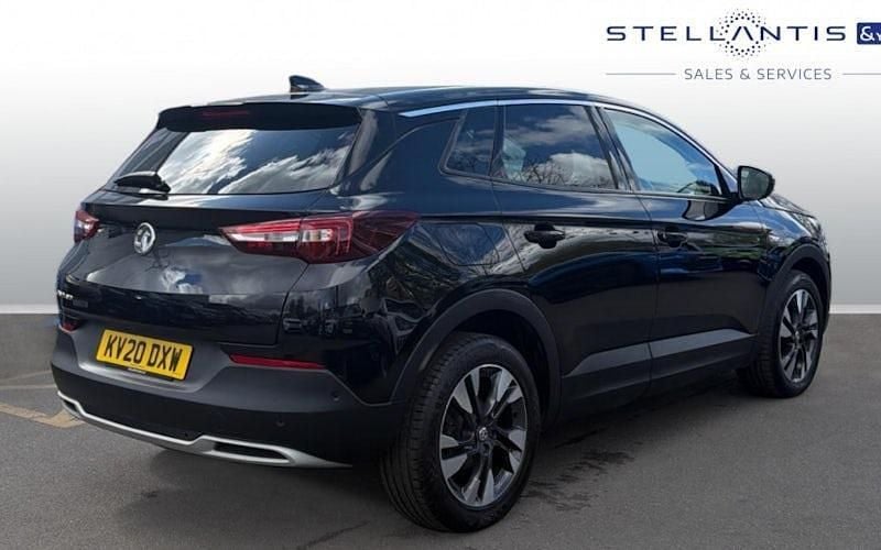 Used Vauxhall Grandland X SRi 131 HP (96 kW) 2020 Black SUV