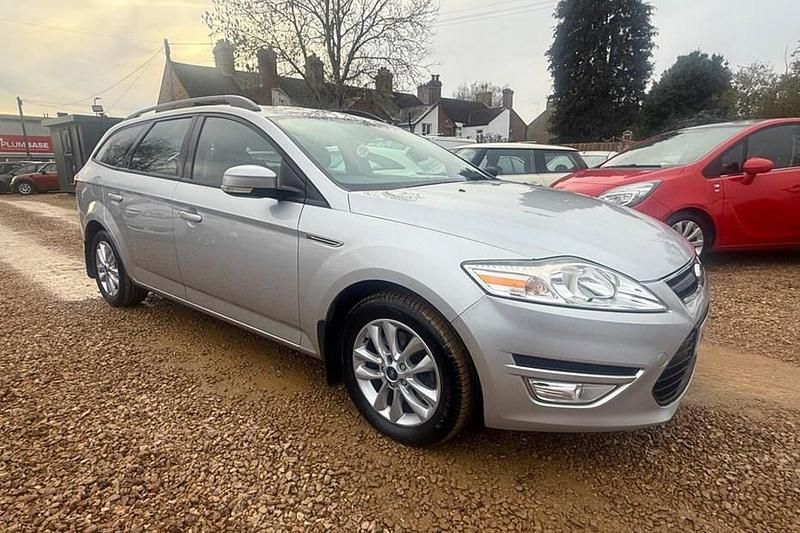 Used Ford Mondeo Zetec 163 HP (119 kW) 2012 Silver Estate