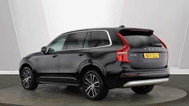 Used Volvo XC90 Momentum 232 HP (170 kW) 2022 SUV