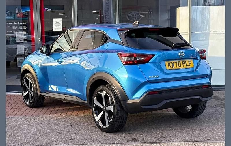 Used Nissan Juke Tekna 112 HP (82 kW) 2021 Blue SUV