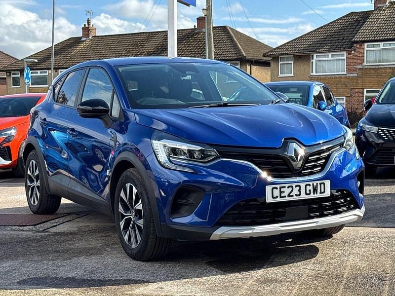 Blue Used 2023 Renault Captur Evolution SUV | £17,300 (Fair price) - Image 1/1
