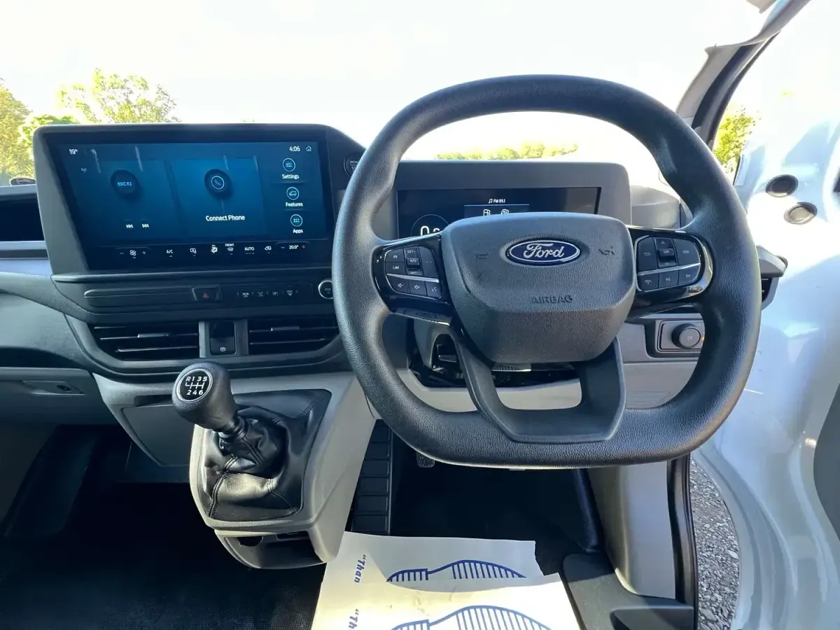 Used Ford Transit Custom Trend 110 HP (80 kW) 2025 White Van