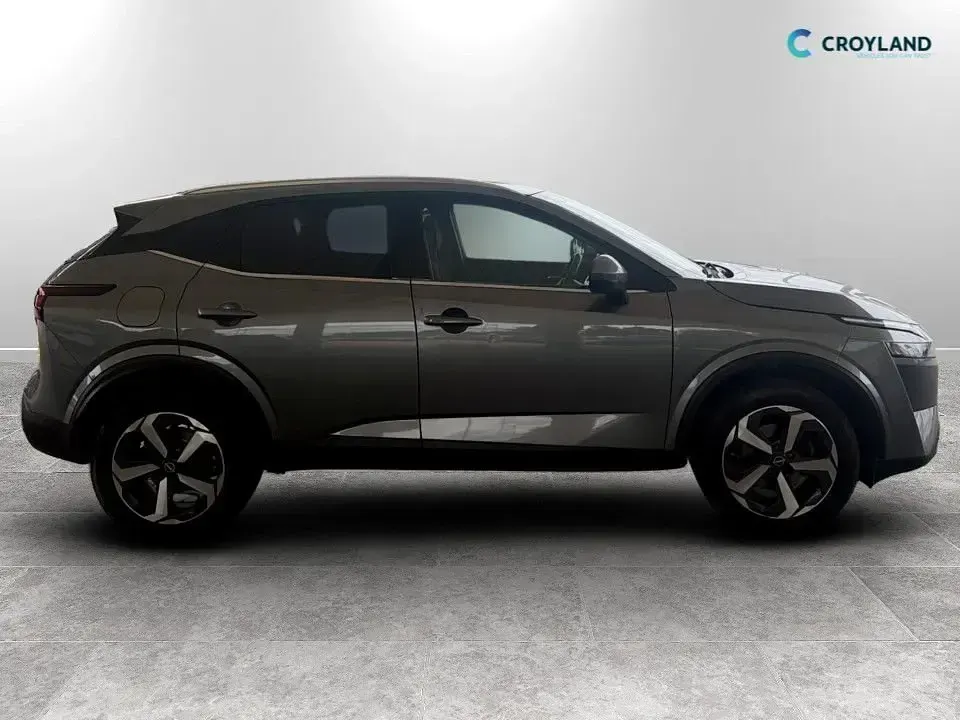 Used Nissan Qashqai N-Connecta 140 HP (102 kW) 2024 Grey SUV