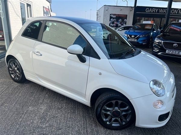 White Used 2013 Fiat 500S S Hatchback | £4,995 (Fair price) - Image 1/1