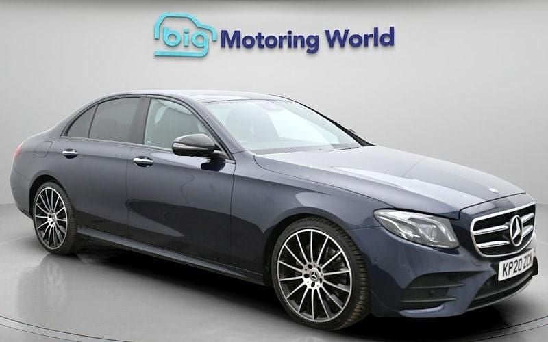 Used Mercedes E220 AMG line 194 HP (142 kW) 2020 Blue Sedan