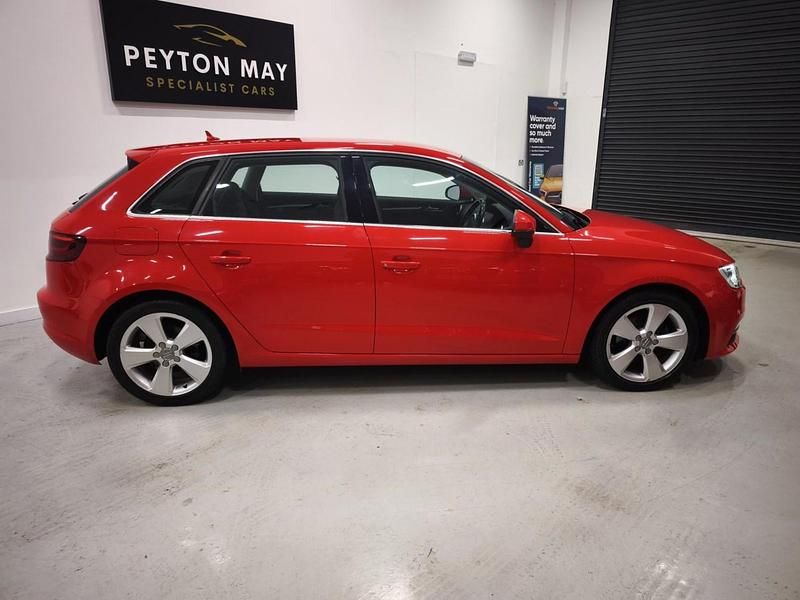 Used Audi A3 Sportback Sport 150 HP (110 kW) 2015 Red Hatchback