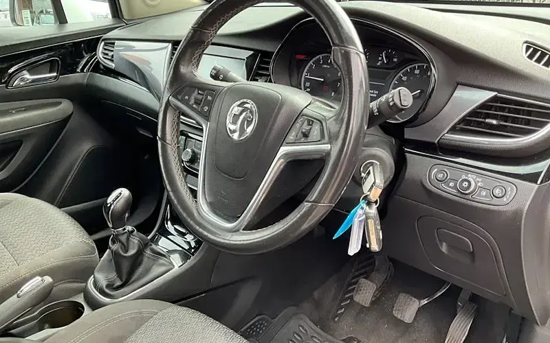 Used Vauxhall Mokka Active 140 HP (102 kW) 2018 White SUV