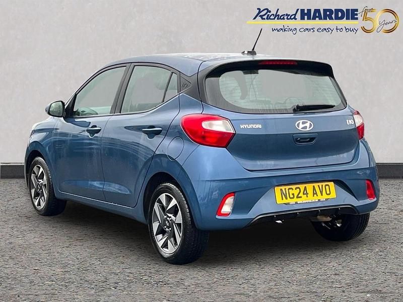 Used Hyundai i10 Advanced 62 HP (45 kW) 2024 Blue Hatchback