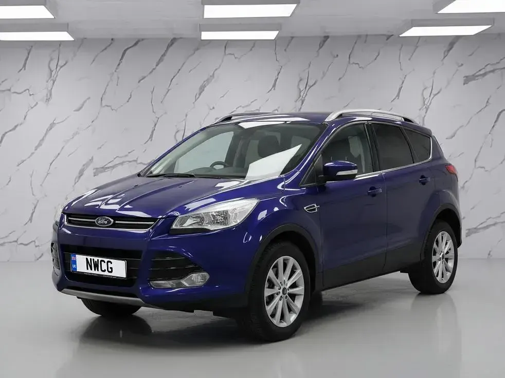 Usado Ford Kuga Titanium 150 CV (110 kW) 2016 Azul SUV